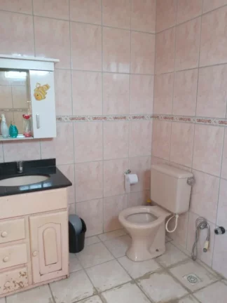 Imagem CASA AMPLA A VENDA COM 4 QUARTOS 1 SUÍTE EM GUARAPARI ES