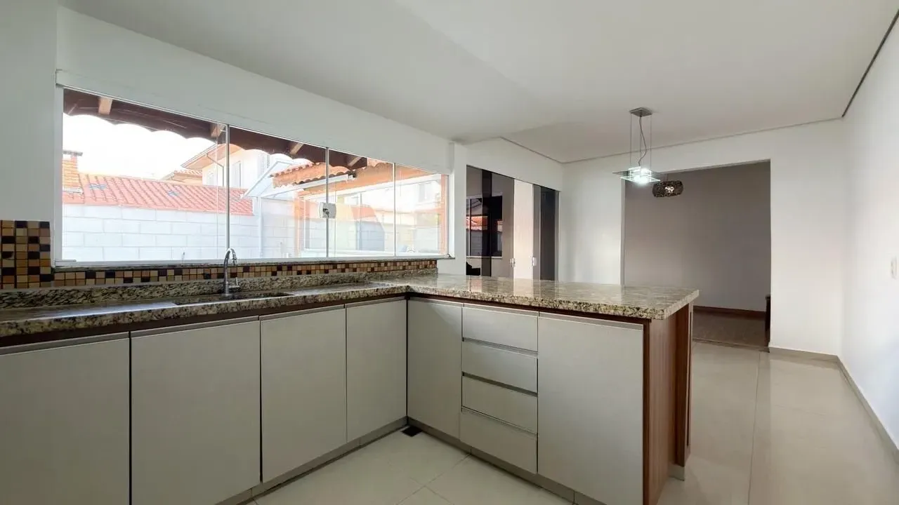 Imagem Casa de Condomínio com 3 Quartos à Venda, 120 m² em Jardim Shangai - Jundiaí