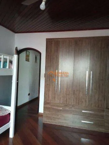 Imagem Sobrado para compra no Jardim Moreira com 3 dormitórios à venda, 144 m² por R$ 600.000 - Jardim Moreira - Guarulhos/SP