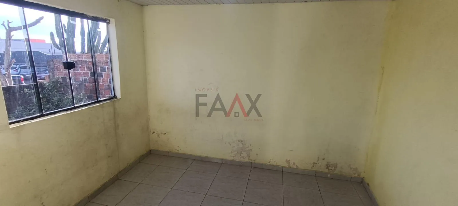 Imagem Casa com 02 Quartos para venda no Boqueirão proximo a comercios. terreno 165m