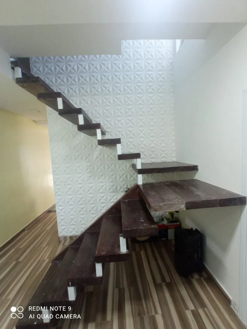 Imagem Sobrado com 3 dormitórios à venda, 350 m² por R$ 779.000,00 - Jardim Adriana - Guarulhos/SP
