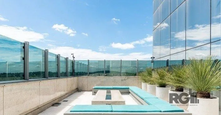 Loft no Tren City andar alto