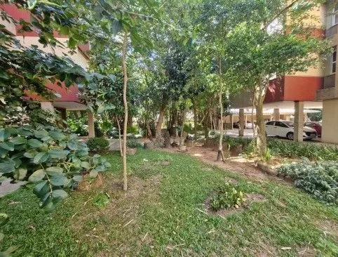 Imagem Apartamento de 2 quartos em prédio com elevador, churrasqueira e garagem