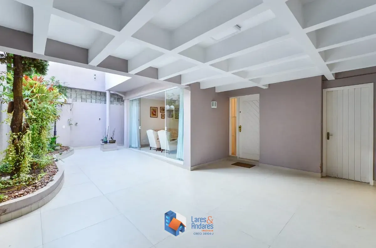 Imagem Casa para venda em Brooklin com 3 quartos, sendo 1 suíte, 200m²