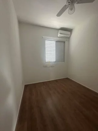 Imagem Casa de esquina tem piscina 2 dormitórios c/ suíte no Condomínio Terra Nova