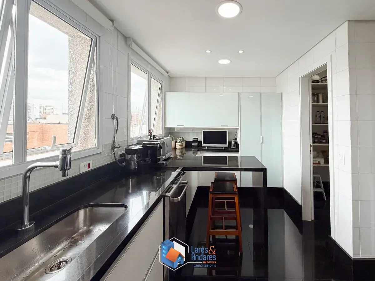 Imagem Duplex para venda em Perdizes com 4 quartos, sendo 3 suítes, 208m²