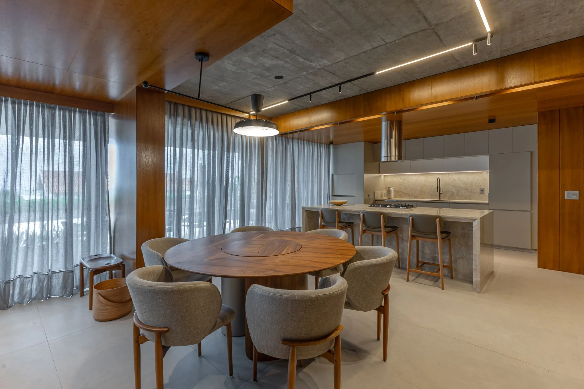 Imagem Apartamento à venda em Torres, Centro, com 4 quartos, 322m2