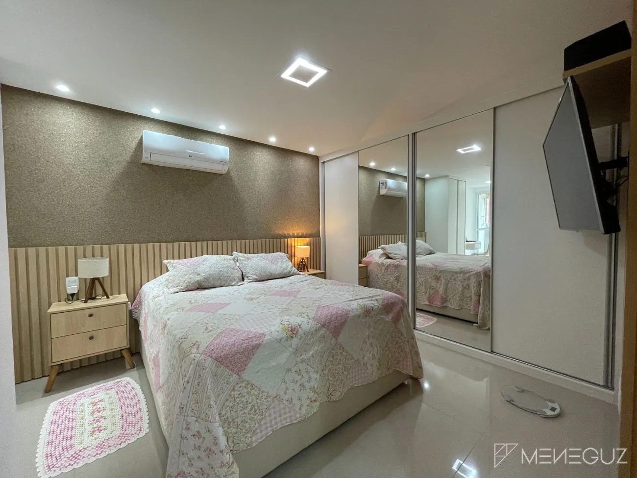 Imagem Apartamento 3 quartos a venda na Praia do Morro na quadra do mar - na direção do Quiosque 04