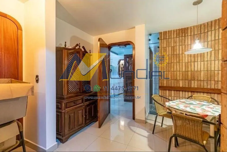 Imagem Casa alto padrão para locação comercial com 340m² e localização estratégica