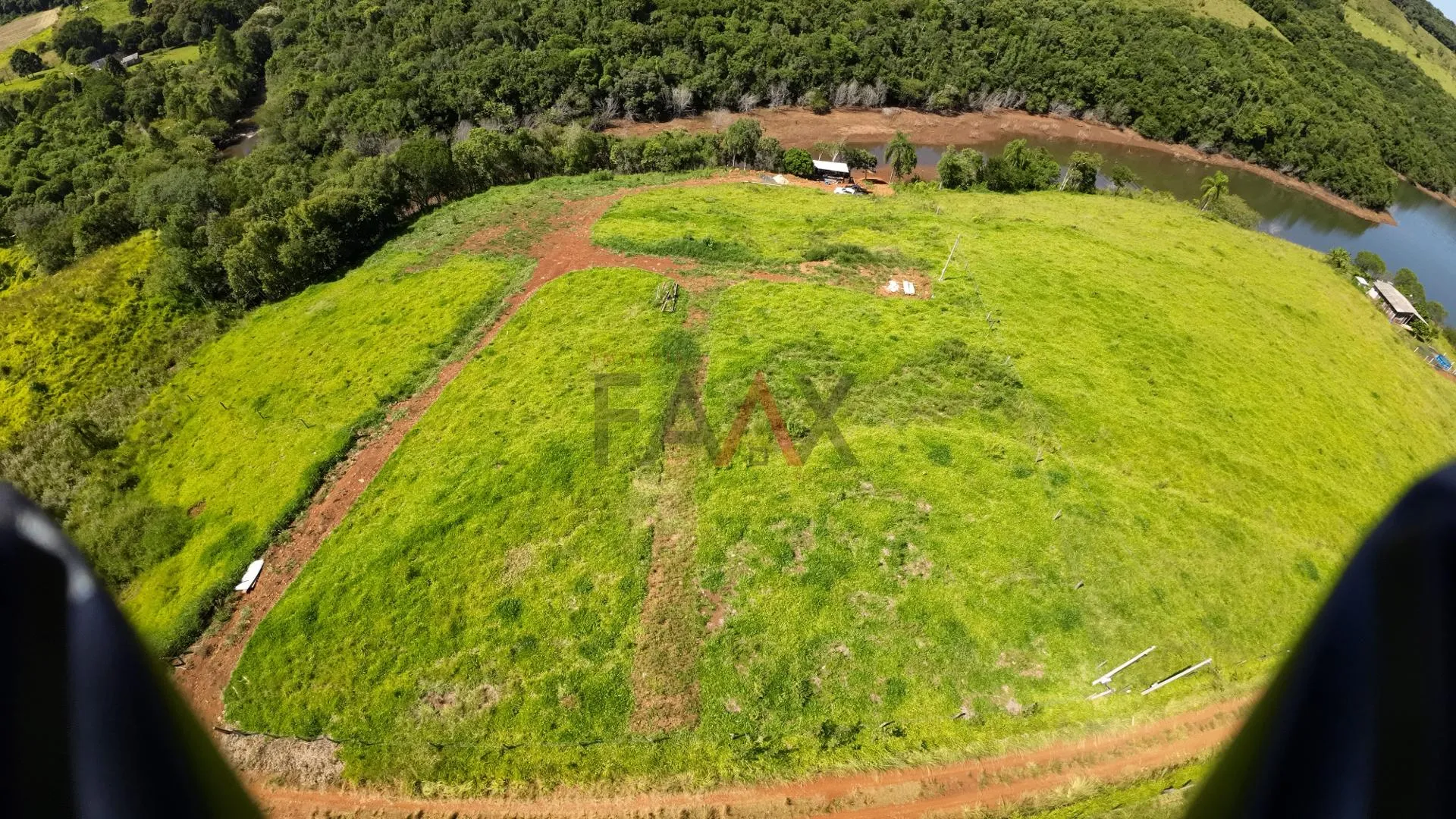 Imagem Chacara Descompressão FAAX Imóveis no Alagado de Reserva do Iguaçu