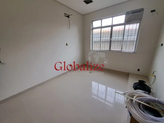 Imagem Sala à venda com 49m², 2 salas, banheiro e portaria por R$205.000,00 no centro, Santos