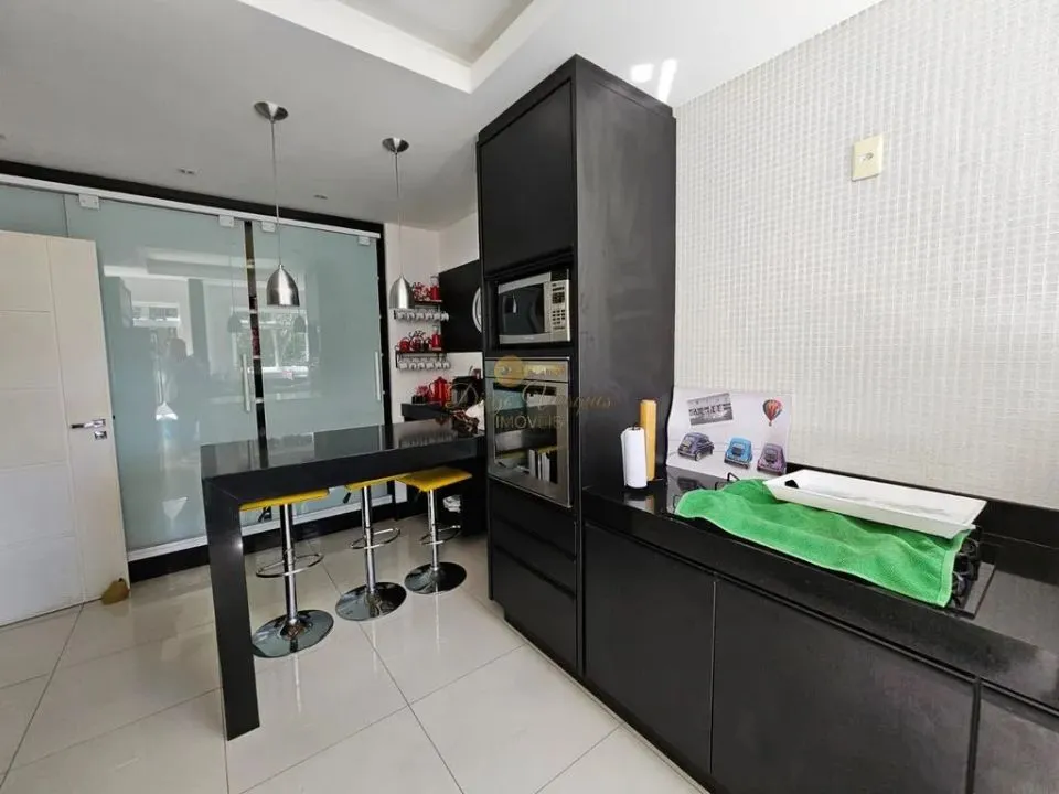 Imagem Casa em Condomínio para Venda em Teresópolis / RJ no bairro Bom Retiro