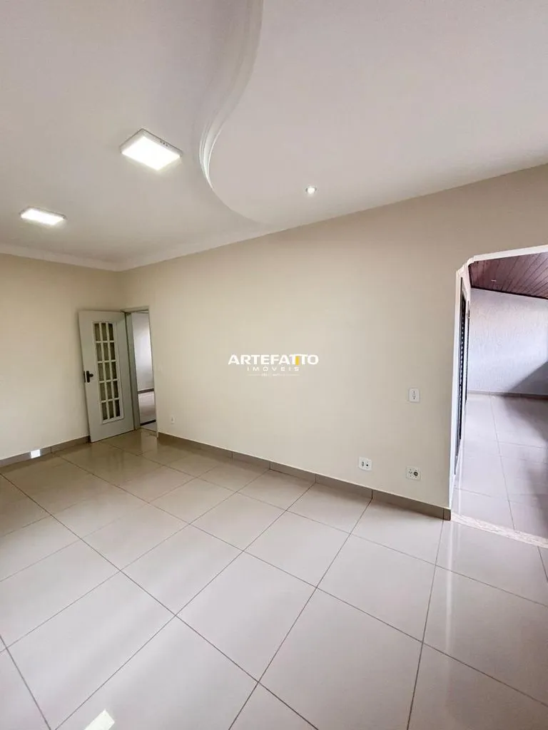 Imagem Casa à Venda em Jardim Ângela Rosa, Franca - SP
