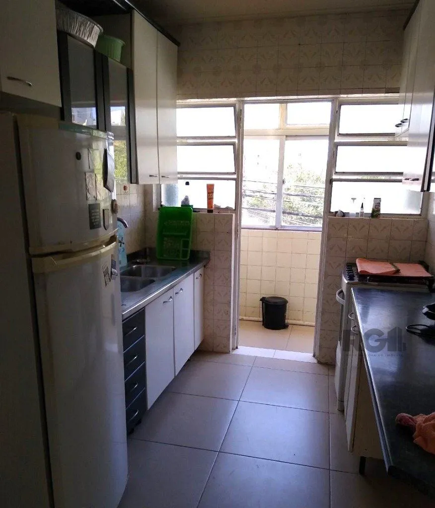 Imagem Apartamento no Petrópolis de 2 dormitórios e 2 vagas DESOCUPADO