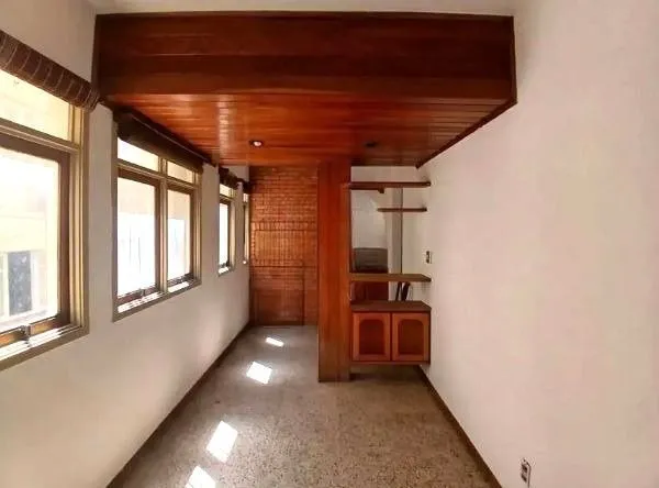 Imagem Apartamento na Cidade Baixa de 3 dormitórios e 1 vaga DESOCUPADO