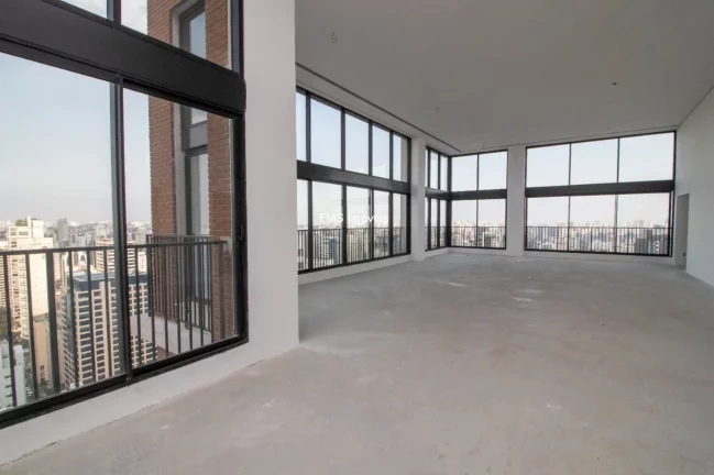 Imagem Cobertura em Moema, com 7 vagas e 548,29 m²