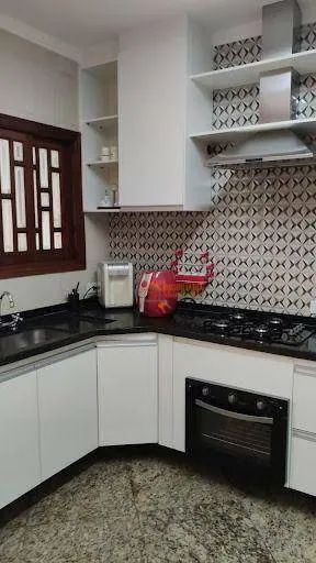 Imagem Sobrado com 3 dormitórios à venda, 490 m² por R$ 1.170.000,00 - Jardim São Judas Tadeu - Guarulhos/SP