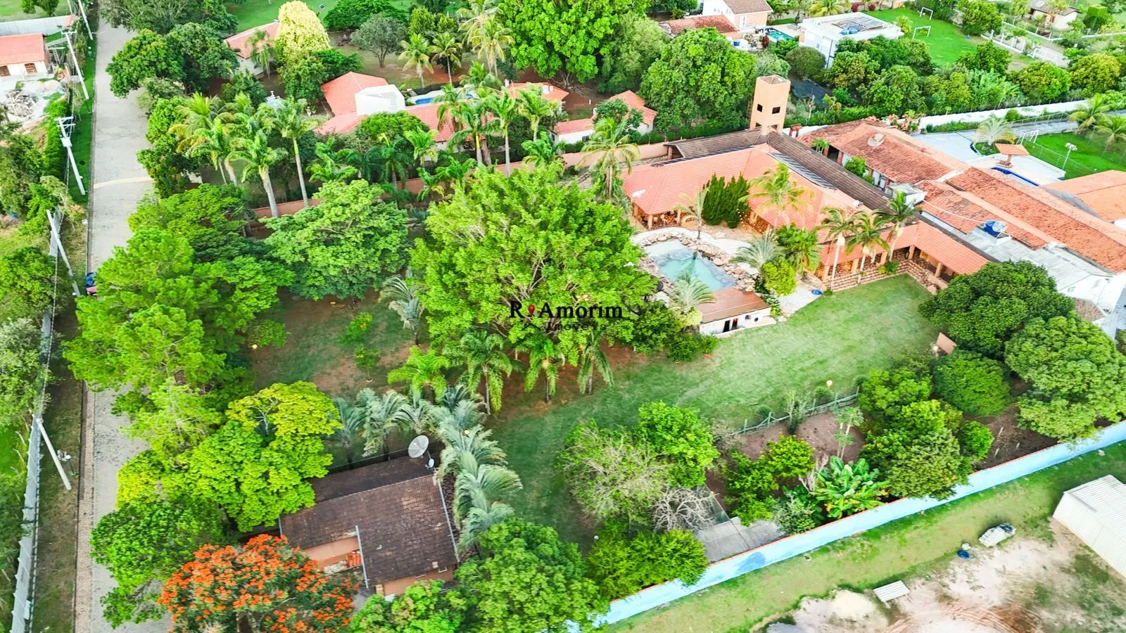 Imagem Sítio Cinematografico, com 5.000 metros, a venda na cidade de Salto/SP