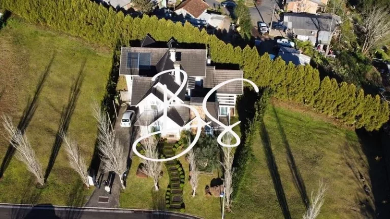 Imagem CASA RESIDENCIAL em Gramado - RS, Alphaville