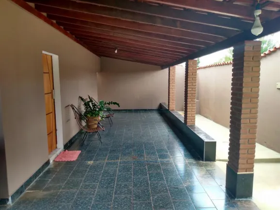 Imagem Casa com 3 Quartos à Venda, 224 m² em Centro - Ituverava