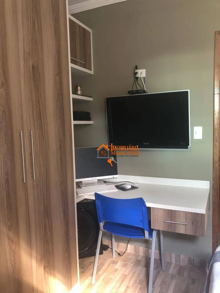 Imagem Sobrado com 3 dormitórios à venda, 300 m² por R$ 820.000,00 - Jardim Giovana - Guarulhos/SP