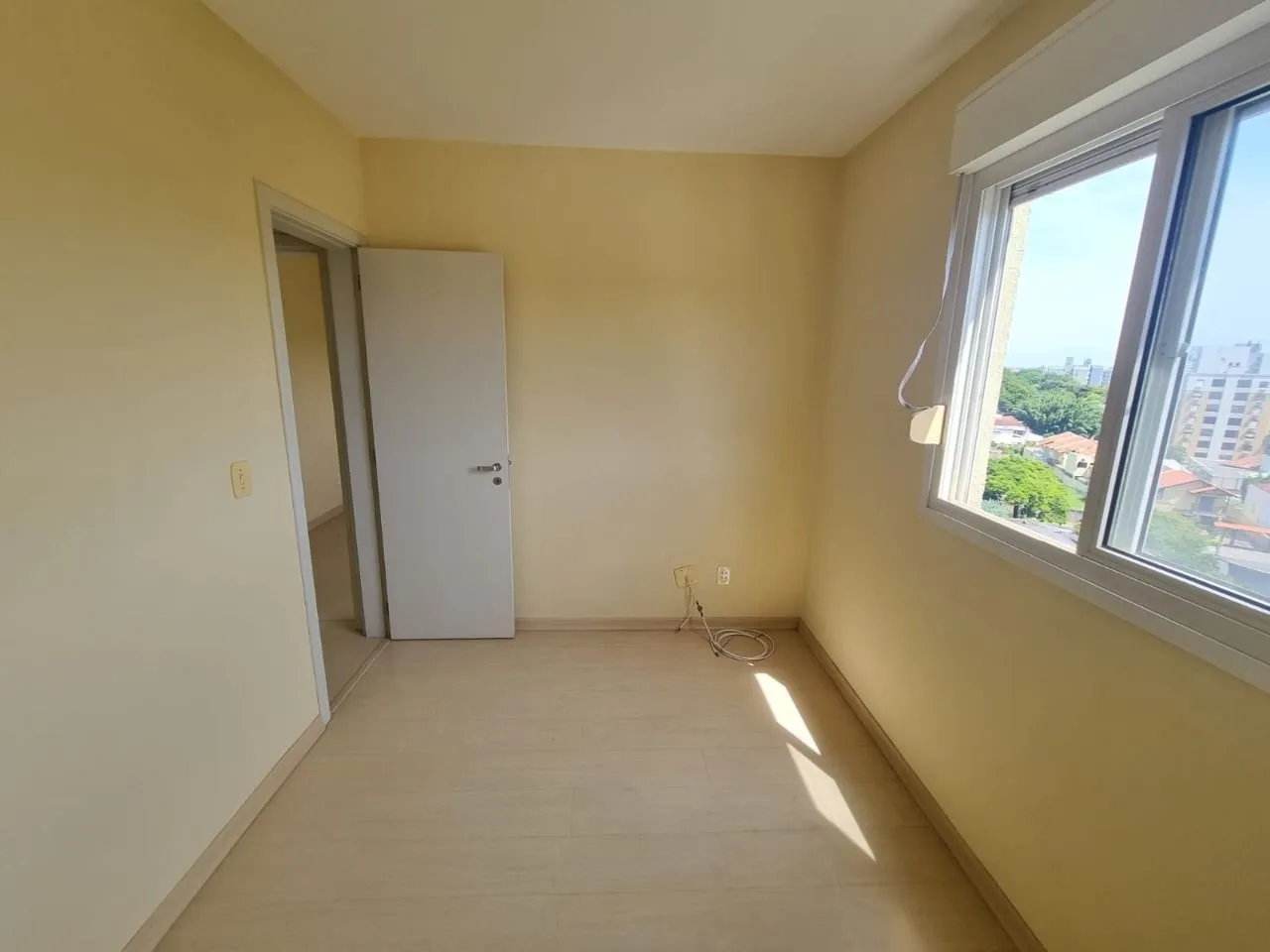 Imagem Apt 2 Dormitórios Com Sacada Bairro Cavalhada