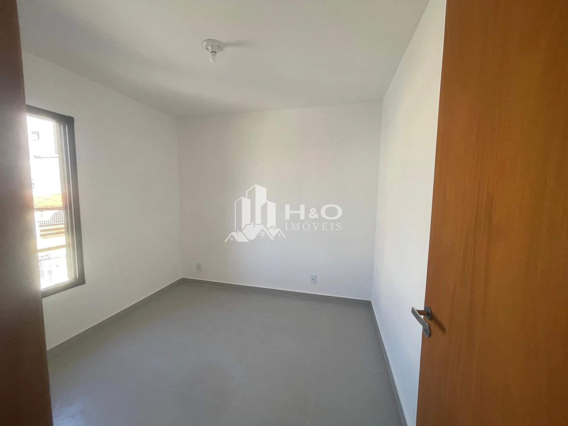 Imagem Apartamento à venda na Vila Carrão - 2 dormitórios - à partir de 250.000,00, a 200m da futura estação do metro