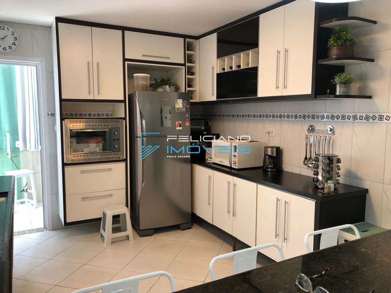 Imagem Sobrado com 3 quartos, Aviação, Praia Grande - R$ 889 mil, Cod: 7497