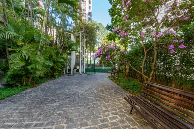 Imagem Apartamento à venda em São Paulo, Real Parque, com 3 quartos, 132m2