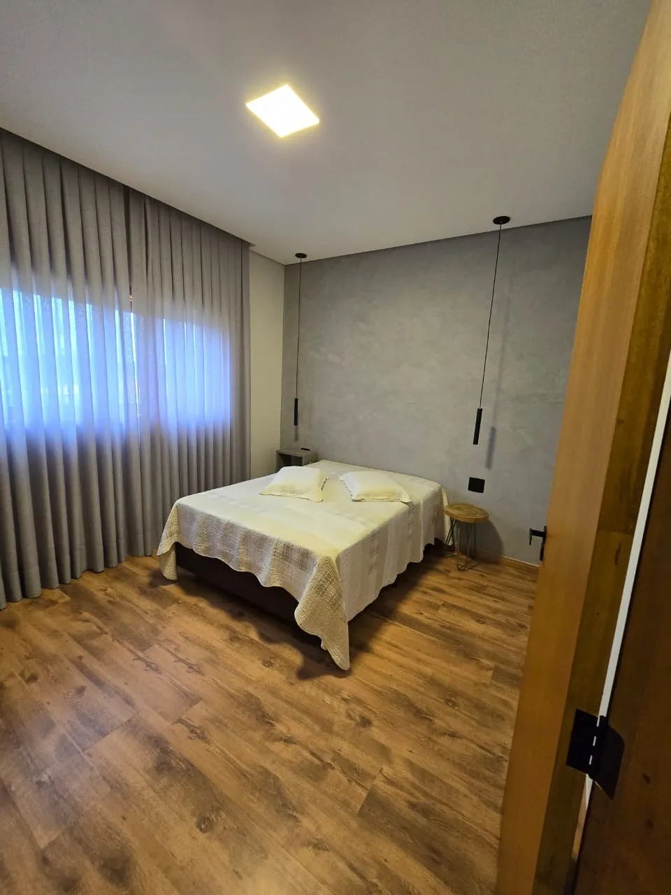 Imagem Condomínio Residencial Village da Serra ? 3 Dormitórios, 1 Suíte e Ampla Área de Lazer