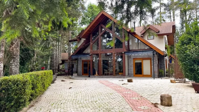 Imagem Casa de Condomínio em Campos do Jordão