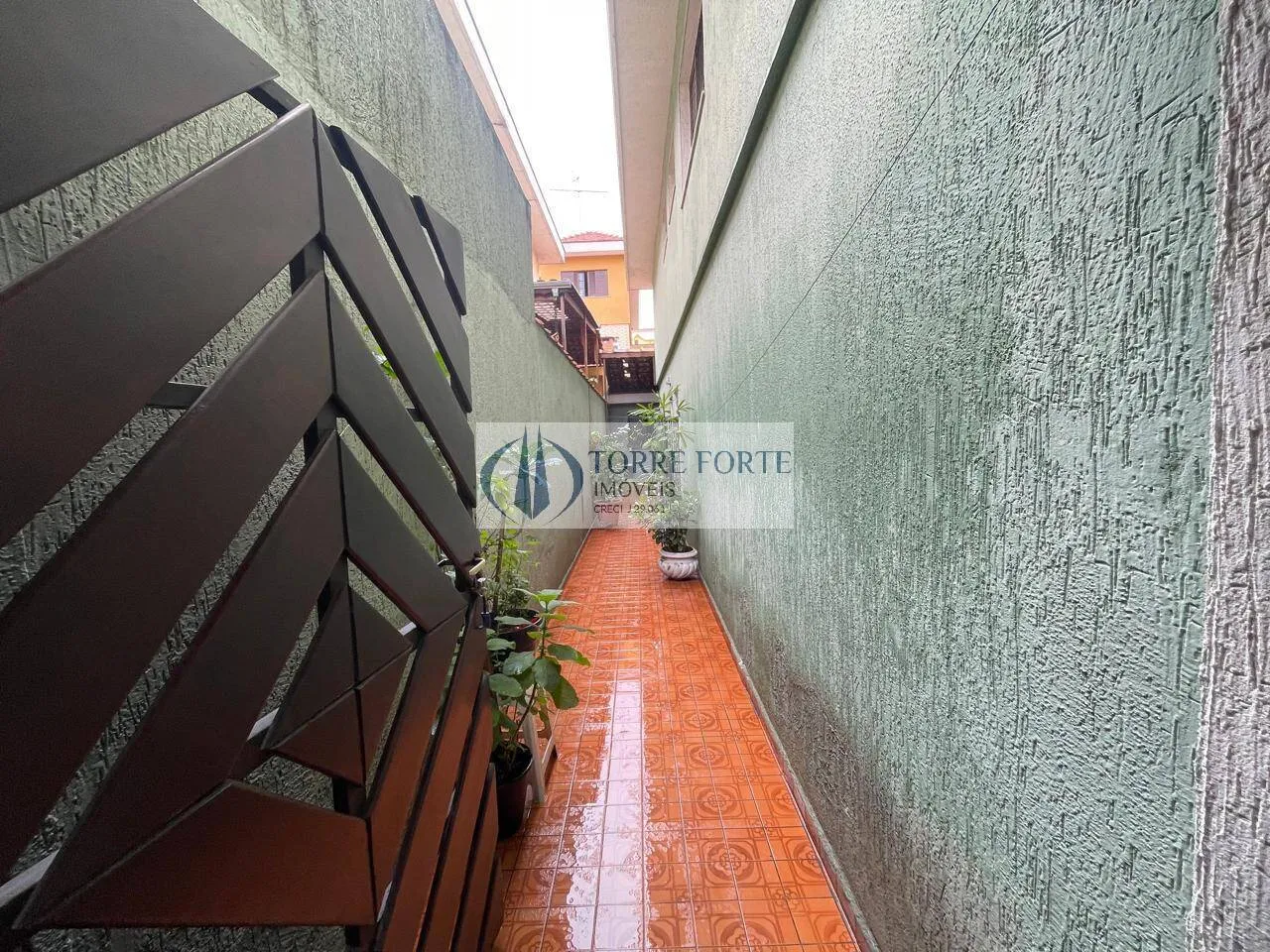 Imagem Sobrado 3 dormitórios, 1 suíte, 2 vagas, no Jardim Vila Formosa