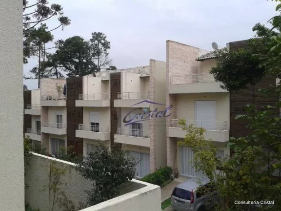 Imagem Excelente casa no miolo da Granja Viana!