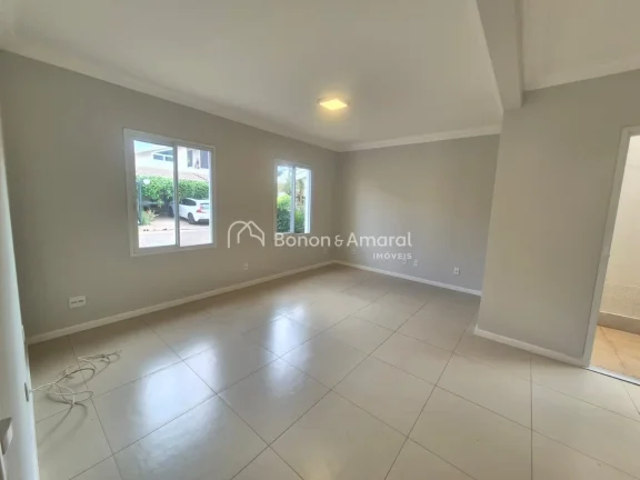 Imagem Sobrado de 202 m² à venda em condomínio exclusivo com apenas 12 casas, localizado no bairro Santa...