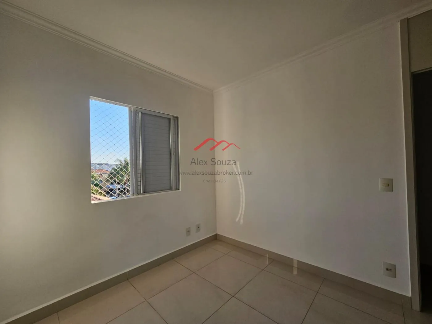 Imagem Apartamento para Venda em Sumaré, Parque Villa Flores, 3 dormitórios, 1 suíte, 2 banheiros, 2 vagas