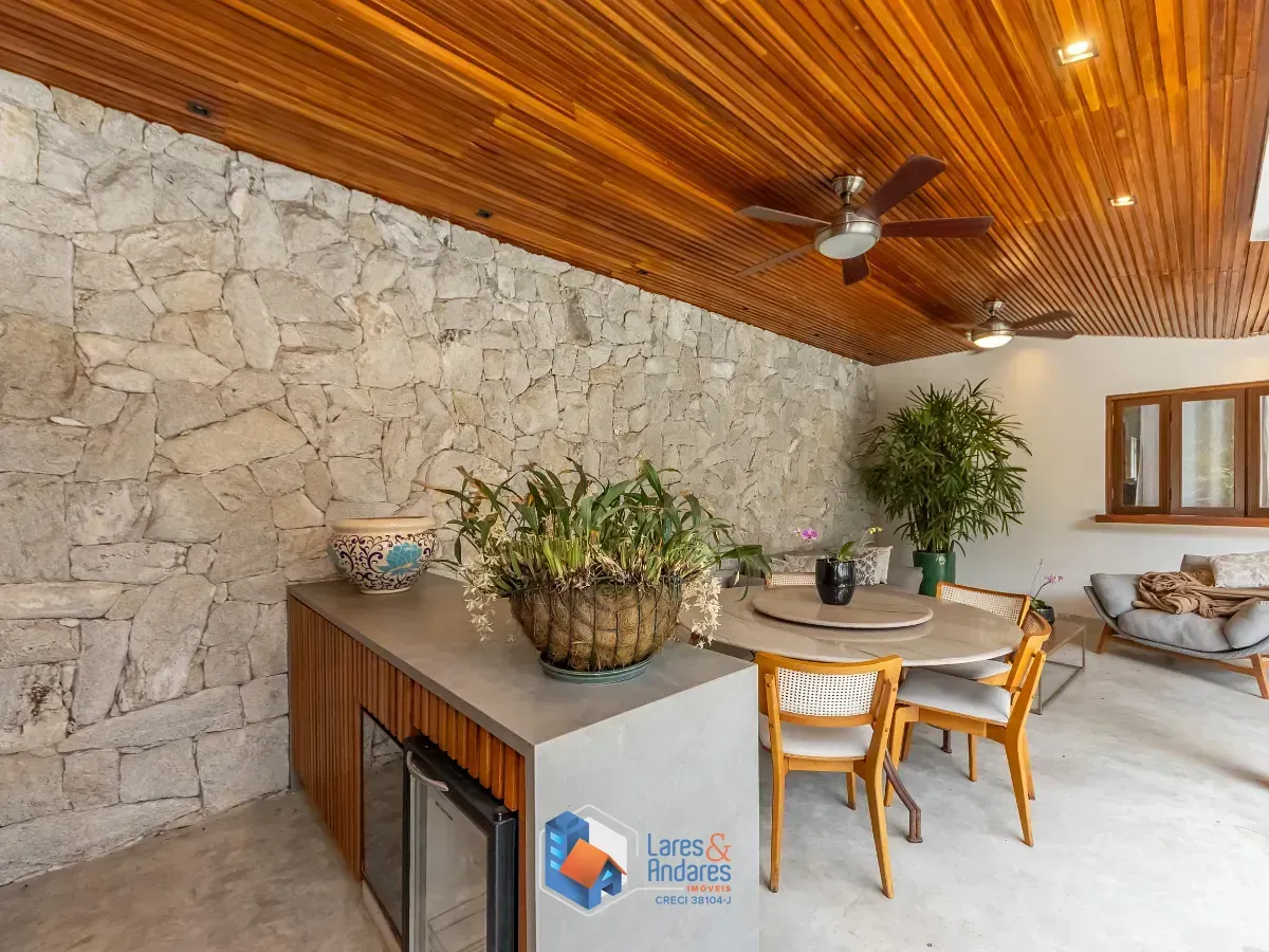 Imagem Casa no condomínio Condominio Vila Verde para venda com 5 quartos, sendo 4 suítes, 550m²