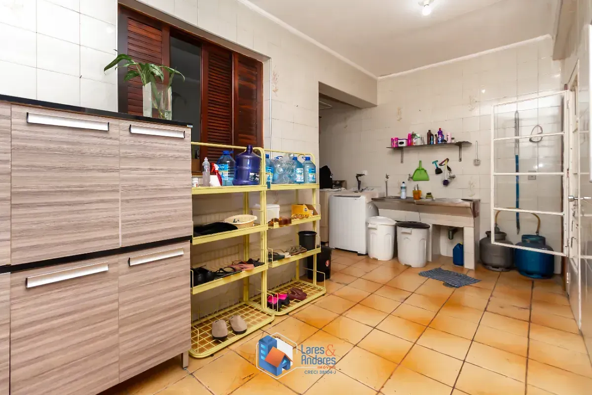 Imagem Casa para venda em Vila Marari com 4 quartos, sendo 2 suítes, 149m²