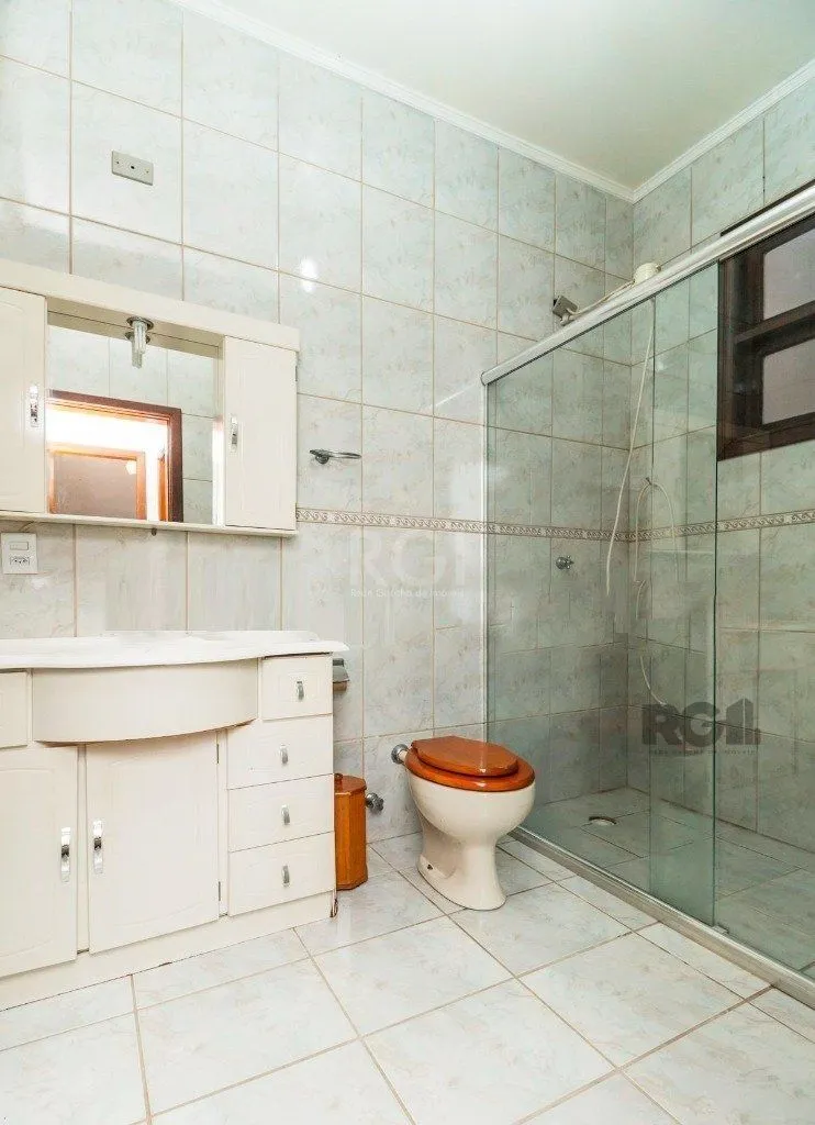 Imagem Casa de 266m² - 5 dormitórios, 5 vagas no bairro São João