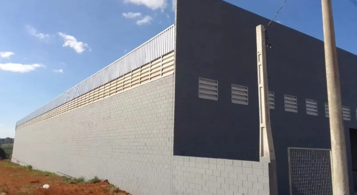 Imagem BARRACÃO / GALPÃO PARA ESTOCAGEM DE MATERIAIS NA ZONA INDÚSTRIAL DE SOROCABA.