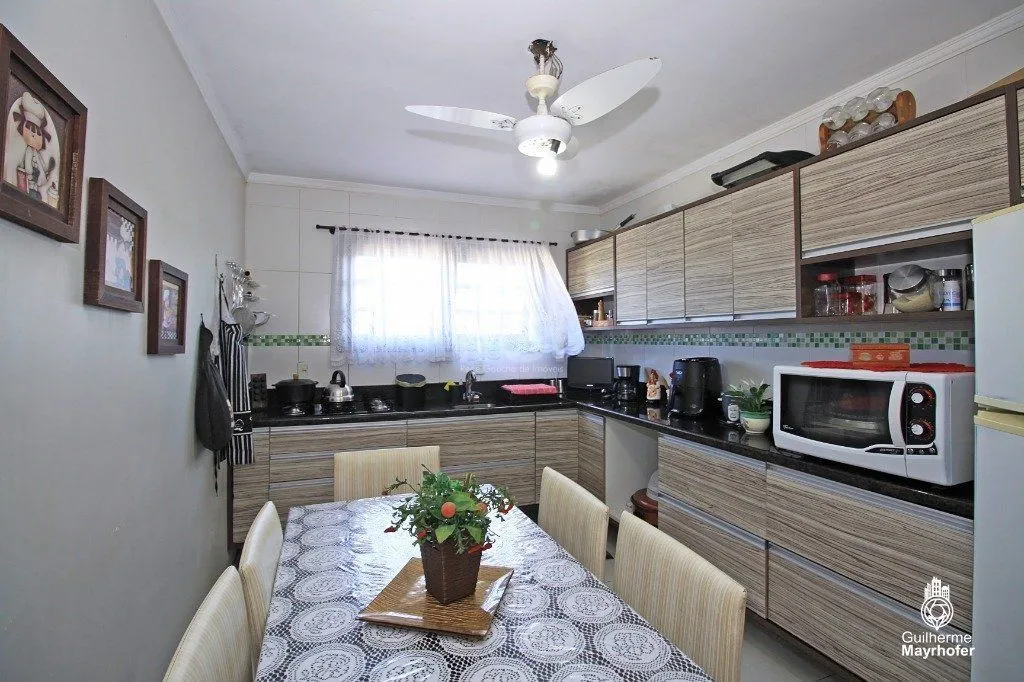 Imagem Casa para Venda - 225.36m², 3 dormitórios, sendo 1 suites, 4 vagas - Camaquã