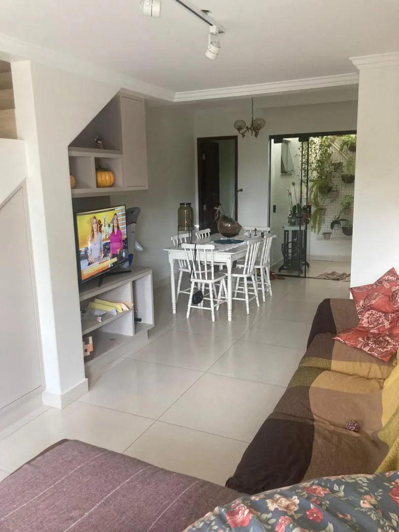 Imagem Sobrado à venda em Cascavel, Coqueiral - 125m²