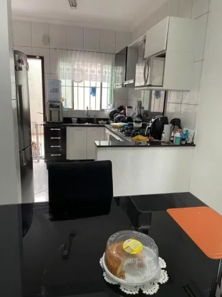 Imagem Sobrado com 3 dormitórios à venda, 162 m² por R$ 650.000,00 - Cidade Cruzeiro do Sul - Suzano/SP