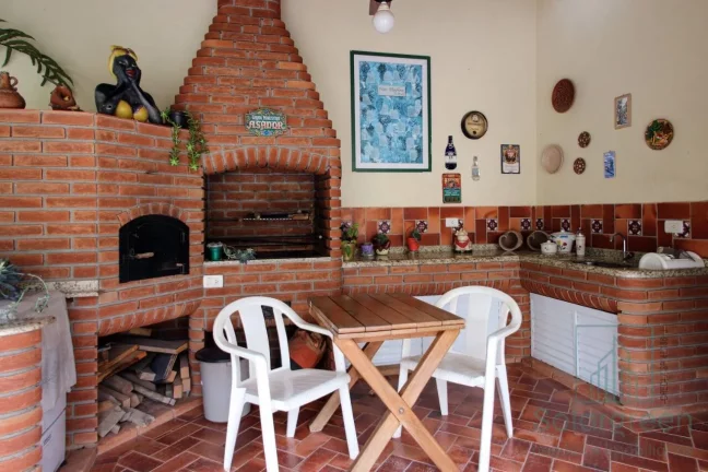 Imagem Casa na Vila Petrópolis com 03 dormitórios suítes à venda