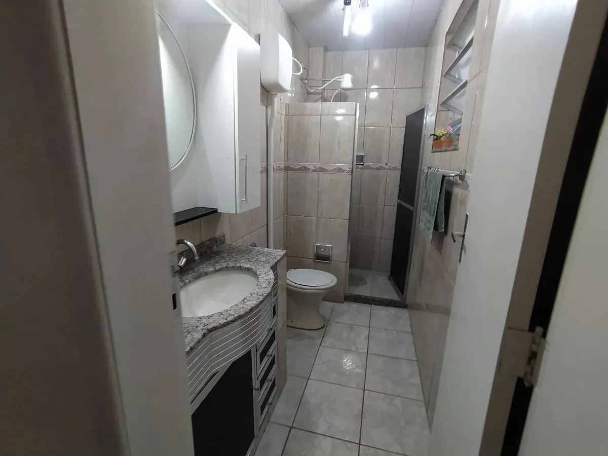 Imagem Casa em Condomínio para Venda em Cabo Frio / RJ no bairro Peró