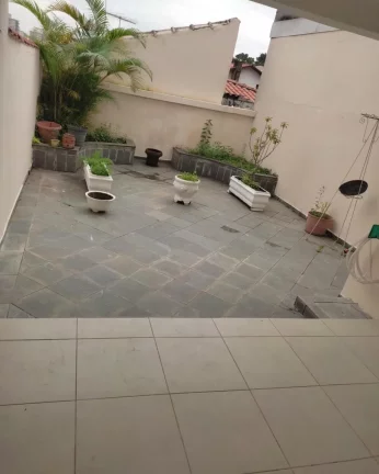 Imagem Lindo sobrado 2dormitoris 1vaga edícula 2 banheiros atrás do Habibs raposo FL55