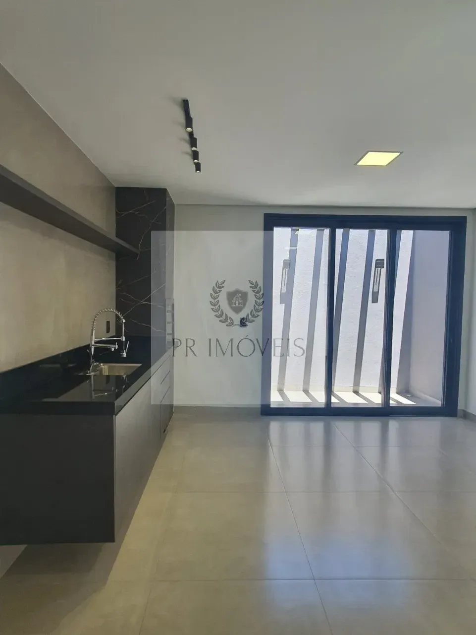 Imagem Imperdível oportunidade: Casa à venda em Araraquara-SP, Residencial Volpi, 3 quartos, 3 suítes, 2 salas, 5 banheiros, 4 vagas, 183m².
