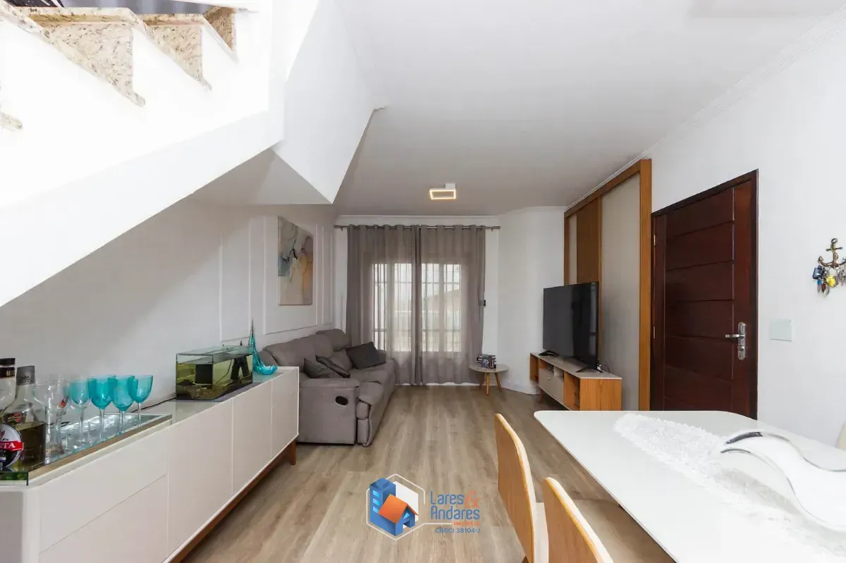 Imagem Sobrado para venda em Vila Medeiros com 3 quartos, sendo 3 suítes, 168m²