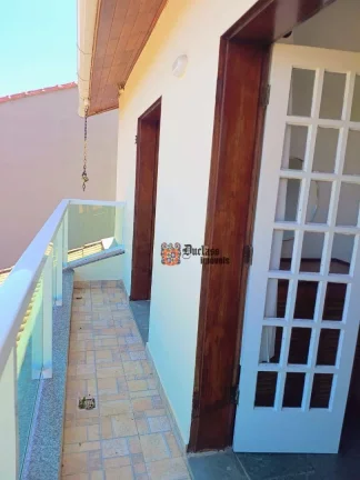 Imagem Sobrado com 6 dormitórios à venda, 261 m² por R$ 690.000,00 - Cibratel I - Itanhaém/SP