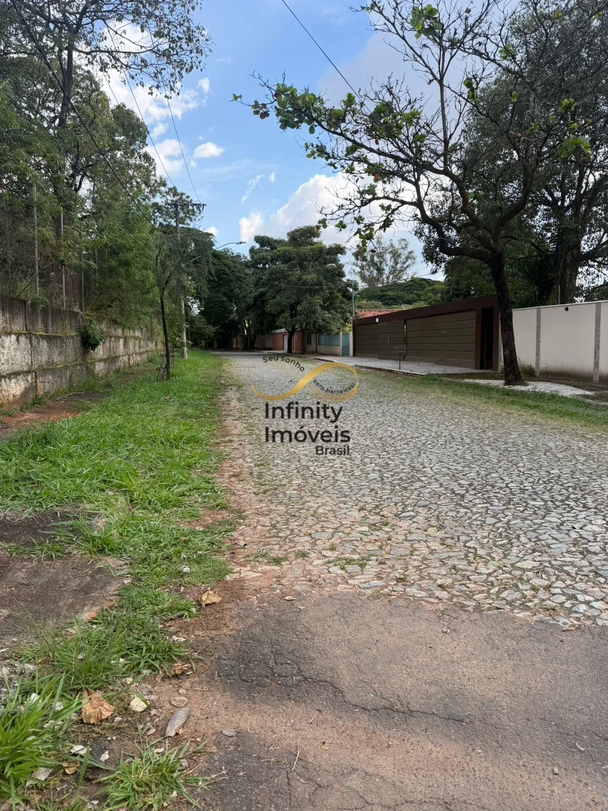 Imagem Loteamento à venda no bairro Bandeirantes (Pampulha) - Belo Horizonte/MG