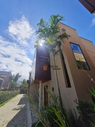 Imagem Sobrado com 3 dormitórios à venda, 206 m² por R$ 2.300.000,00 - Praia de Camburí - São Sebastião/SP